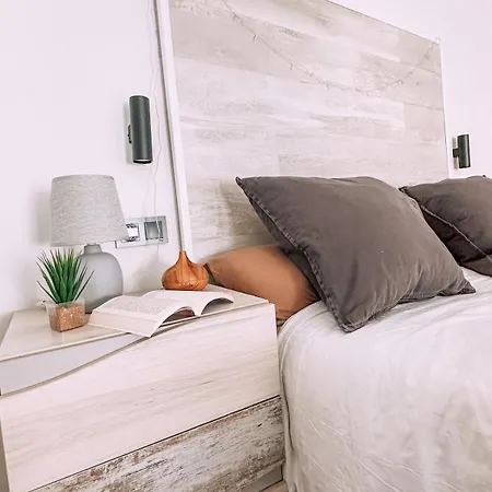 Centro Y Playas 2 Con Terraza Sin Escaleras דירה סנטנדר